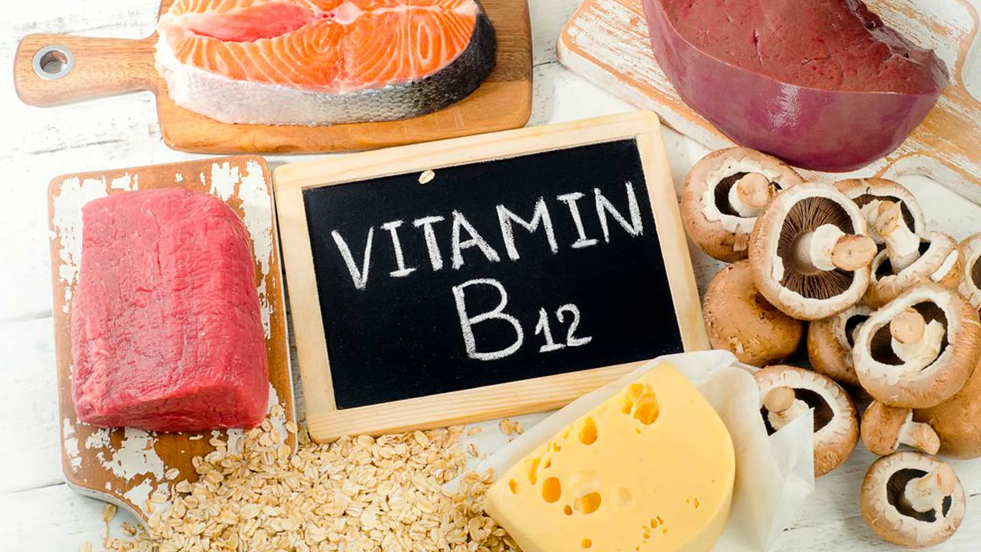 Kādi ir riski un ieguvumi no B12 vitamīna lietošanas cilvēkiem, kas vecāki par 50 gadiem?
